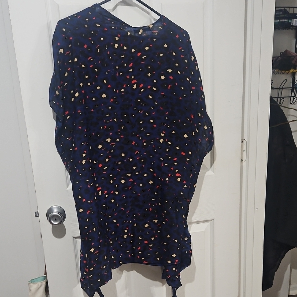 Bundle Sale | 4 For $20 | Do Everything in Love Blue and Black Patterned Kimono - Picture 4 of 5